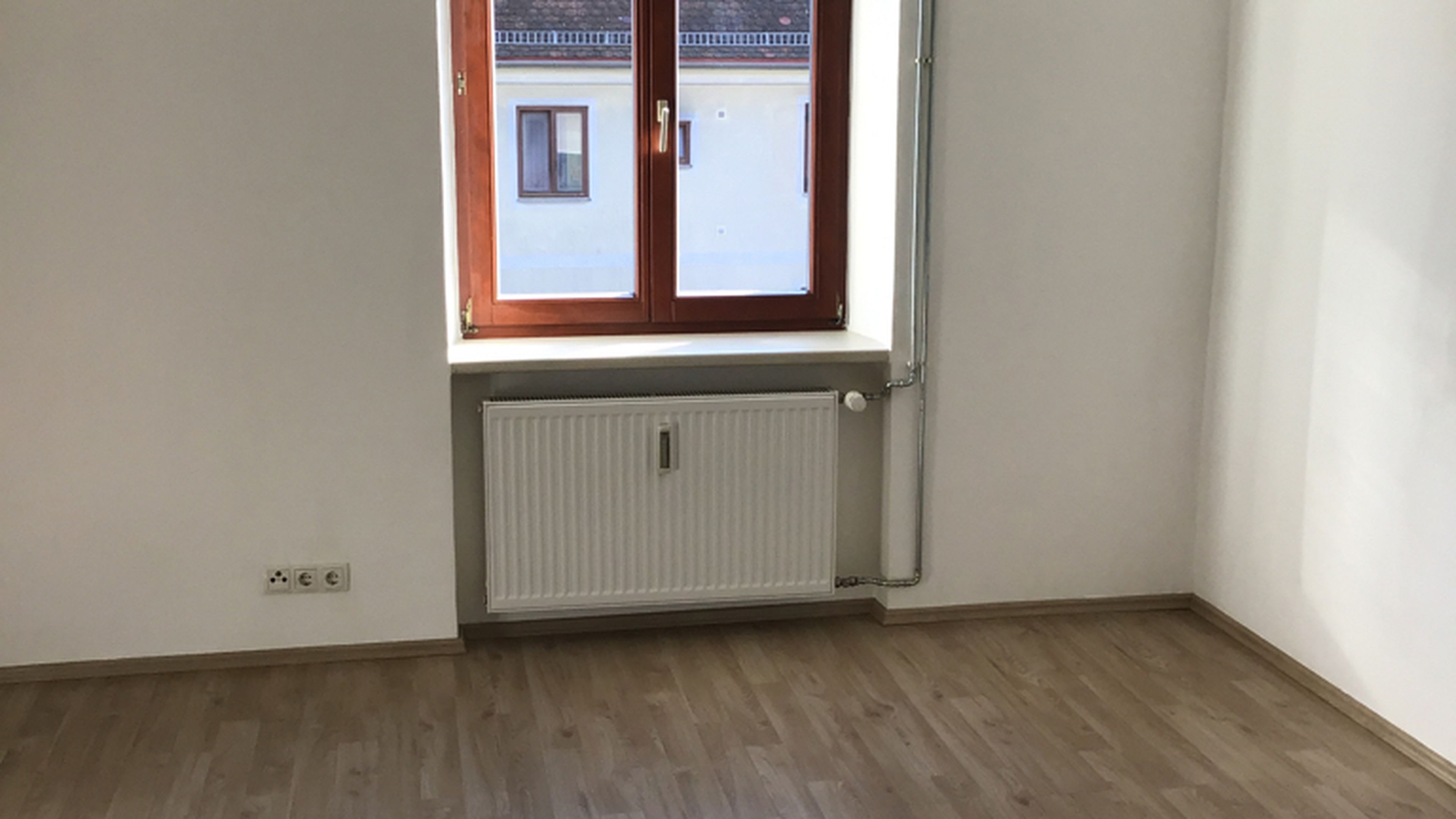 tosons_saba_899_wapi_erdo_uebernahmeprotokoll_74051_foto_raum8_899CE9FC-6DE8-4B11-BFB6-A5898CF9234F.