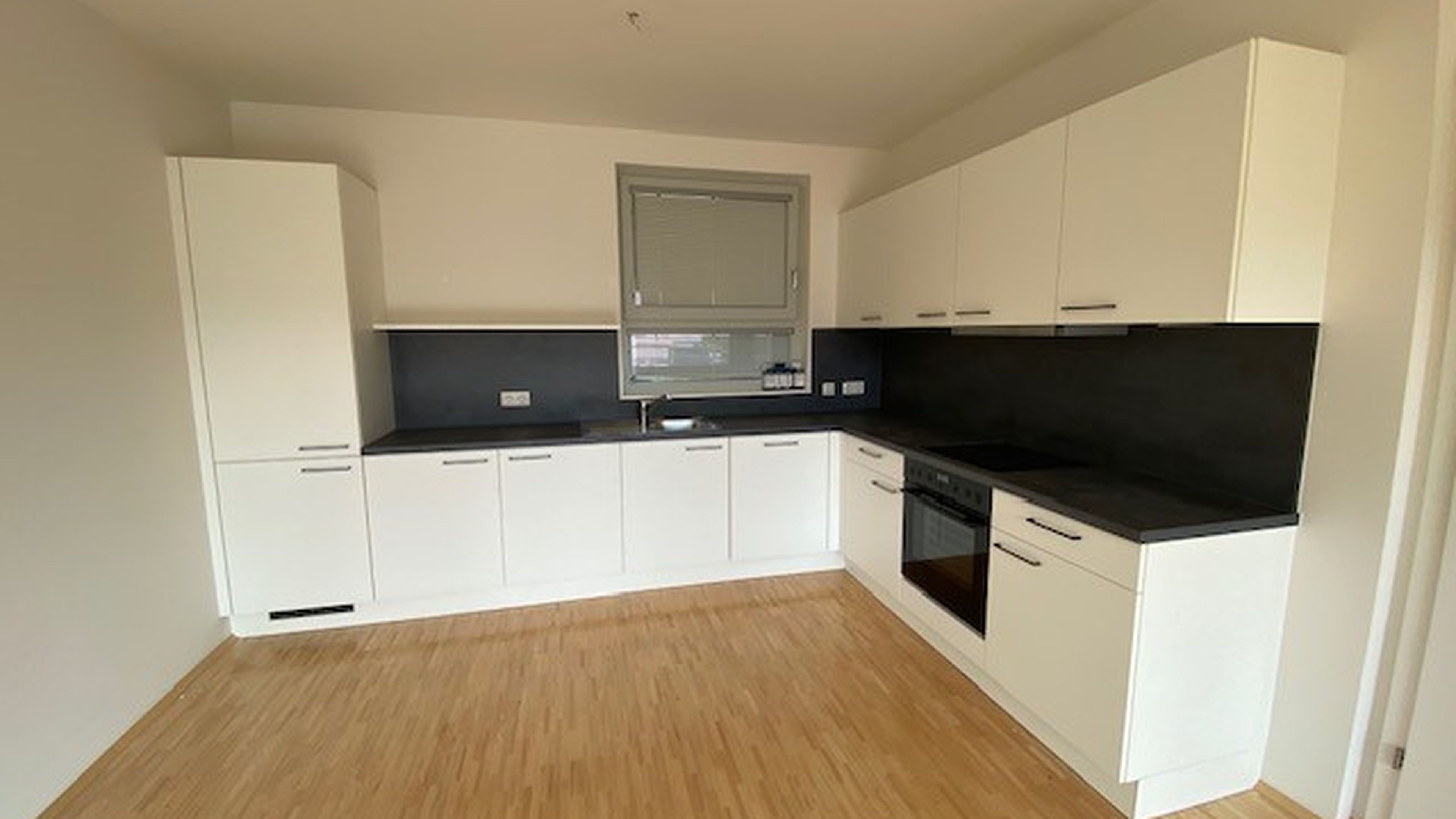 tosons_saba_38701_Top68_Wohnung7_Küche1.jpg