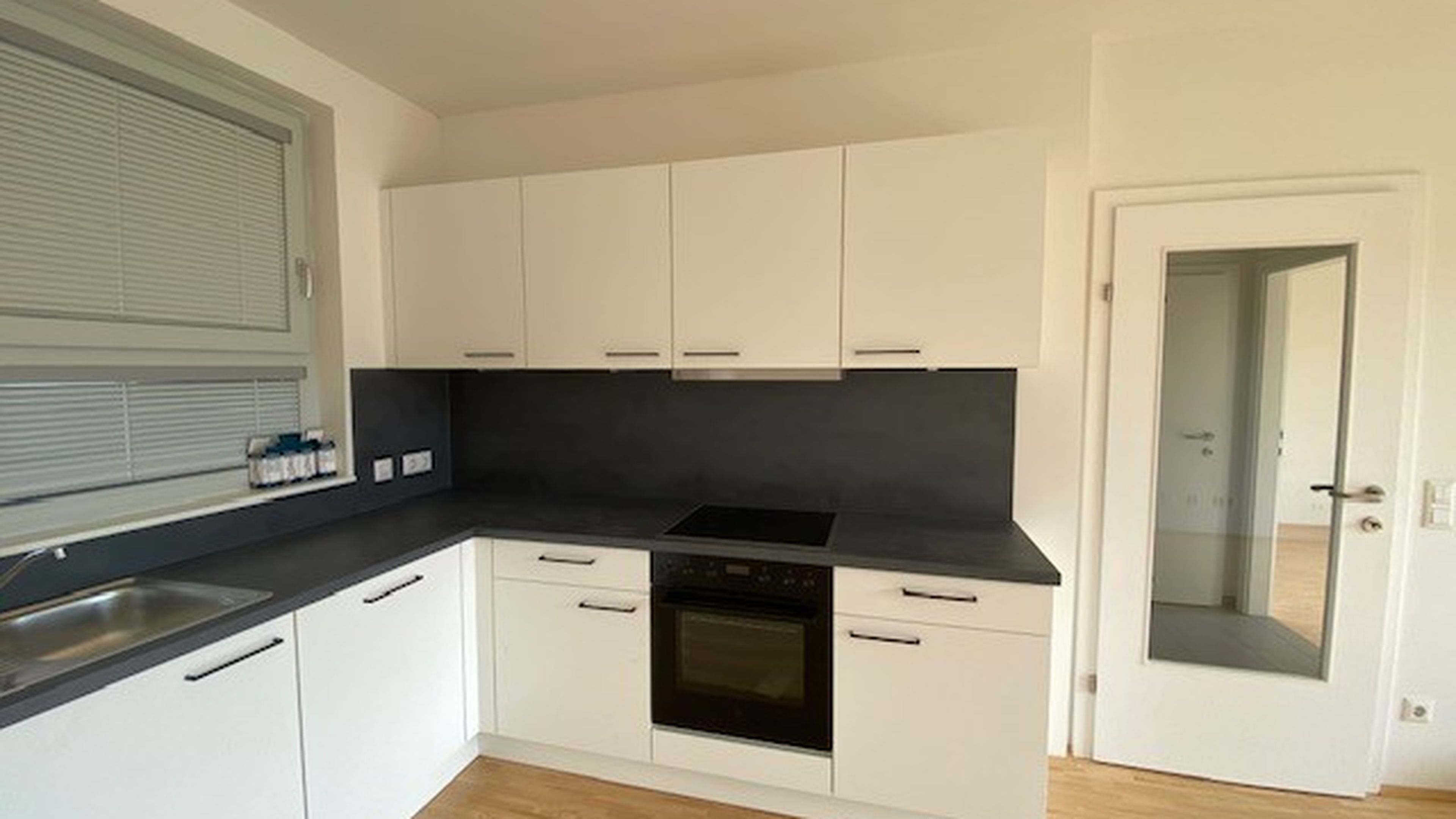 tosons_saba_38701_Top68_Wohnung7_Küche2.jpg