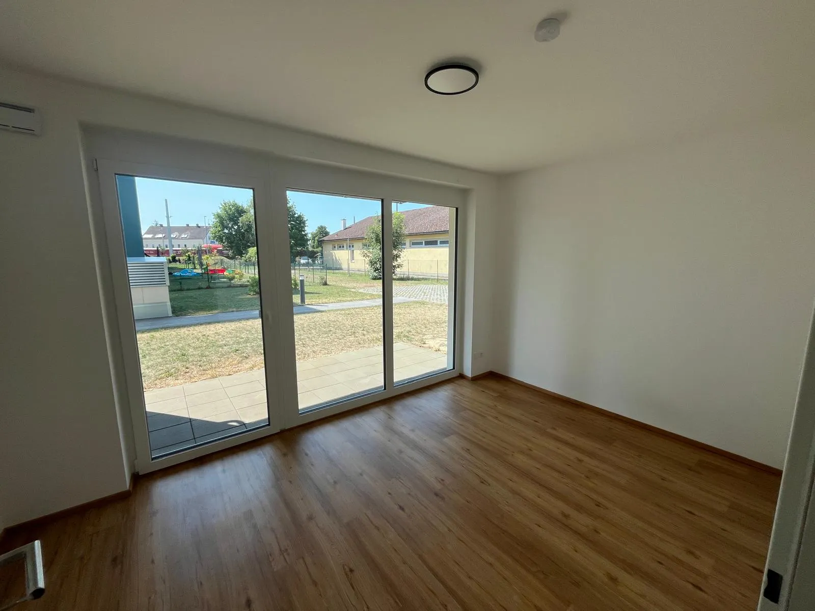 tosons_ansc_2930_HansSachs-Straße14_1_Schlafzimmer.jpg
